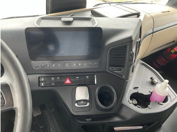 Çekici Mercedes-Benz Actros: fotoğraf 5 Çekici Mercedes-Benz Actros: fotoğraf 5