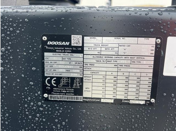 Elektrikli forklift Doosan B30X-7 PLUS: fotoğraf 5