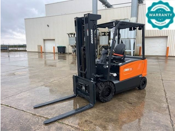 Elektrikli forklift DOOSAN