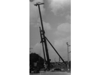 Burgu makinesi HITACHI