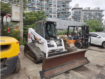 Kompakt paletli yükleyici BOBCAT
