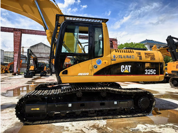 Paletli ekskavatör CATERPILLAR 325C