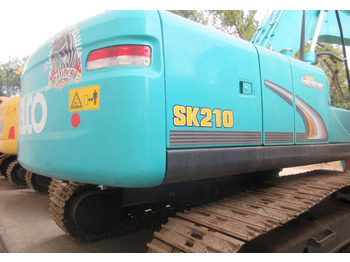 Paletli ekskavatör Kobelco SK 210 LC: fotoğraf 1