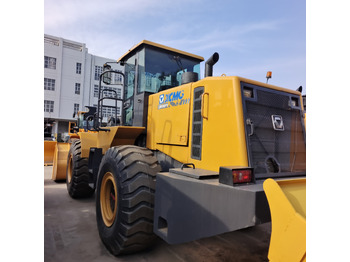 Tekerlekli yükleyici XCMG LW600FV