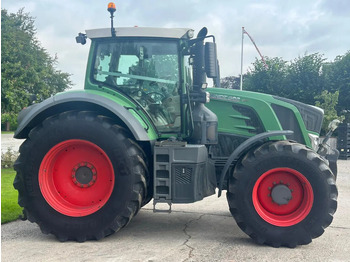 Traktör FENDT 828 Vario