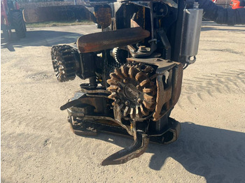 Ağaç kesme makinası PONSSE