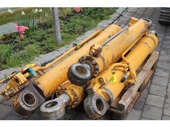 Hidrolik silindir LIEBHERR