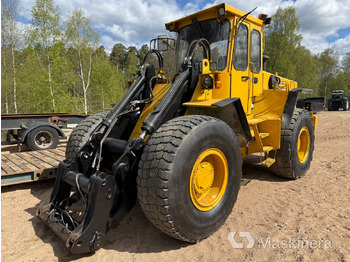 Tekerlekli yükleyici VOLVO L90