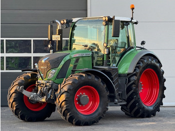 Traktör FENDT 720 Vario