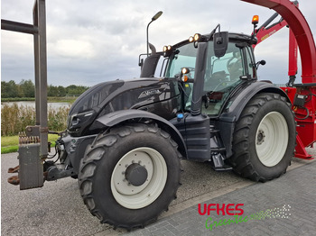 Traktör VALTRA T234