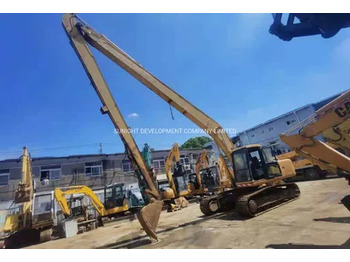 Paletli ekskavatör KOMATSU PC220-6
