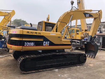 Paletli ekskavatör CATERPILLAR 320BL