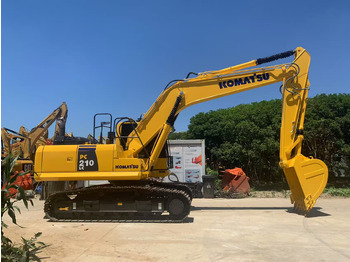 Paletli ekskavatör KOMATSU PC210