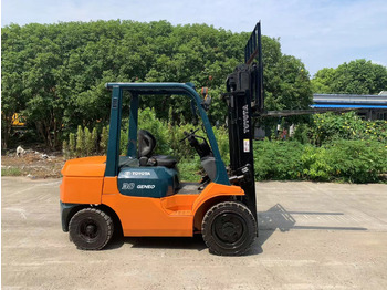 Dizel forklift TOYOTA