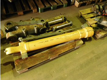 Hidrolik silindir LIEBHERR