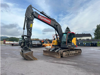 Paletli ekskavatör VOLVO ECR235EL