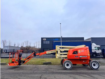 Eklemli platform JLG