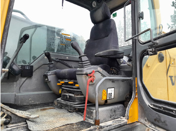 Paletli ekskavatör VOLVO EC700B LC: fotoğraf 5