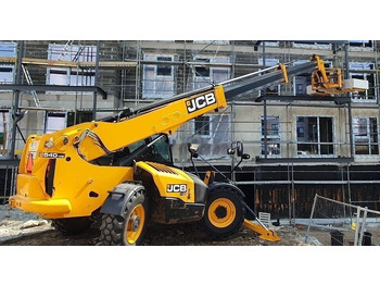 Teleskopik yükleyici JCB