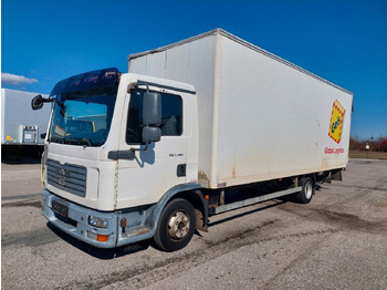 Kapalı kasa kamyonet MAN