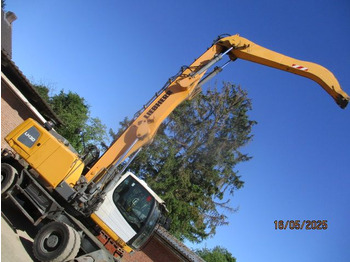 Elleçleme makinesi LIEBHERR LH 30 M