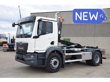 Kancalı yükleyici kamyon MAN TGM 18.320