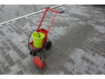 Asfalt döşeme aracı