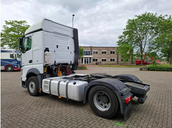 Çekici Mercedes-Benz Actros 1945 / DOUBLE TANK / ONLY:508736 KM / 2XBED / FRIDGE / AUTOMATIC / EURO-6 / 2015: fotoğraf 3
