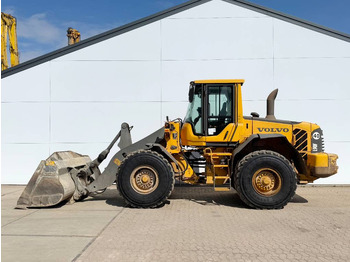 Tekerlekli yükleyici VOLVO L90F