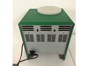 Akümülatör - Malzeme taşıma ekipmanı Hoppecke unknown | Trak mini 24V30A 230v Year unknown 80A Rema battery connecto Trak mini 24V30A 230v Year unknown 80A Rema battery connector: fotoğraf 2 Akümülatör - Malzeme taşıma ekipmanı Hoppecke unknown | Trak mini 24V30A 230v Year unknown 80A Rema battery connecto Trak mini 24V30A 230v Year unknown 80A Rema battery connector: fotoğraf 2