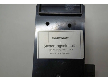 Sigorta - Malzeme taşıma ekipmanı Jungheinrich 50423117 | zekeringkast voor ETV vanaf bj 11 tot 13 fusebox for ETV zekeringkast voor ETV vanaf bj 11 tot 13 fusebox for ETV from year 11 till 13: fotoğraf 3