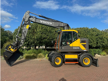 Tekerlekli ekskavatör VOLVO EWR170E