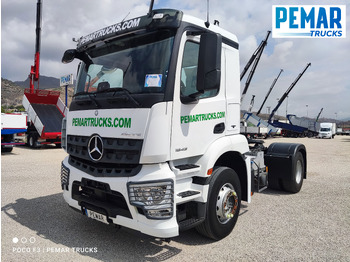 Çekici MERCEDES-BENZ Arocs 1843