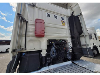 DAF XF510 SPACE CAB / SPROWADZONY / MANUAL / RETARDER finansal kiralama DAF XF510 SPACE CAB / SPROWADZONY / MANUAL / RETARDER: fotoğraf 4