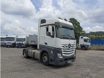 Çekici MERCEDES-BENZ Actros 1845