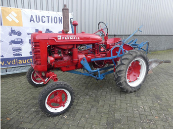 Traktör McCORMICK