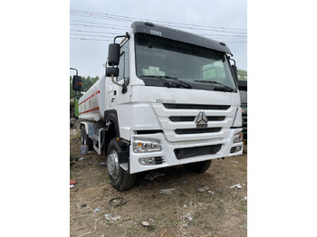 Tanker kamyon SINOTRUK HOWO