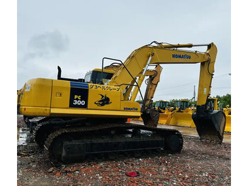 Paletli ekskavatör KOMATSU PC300-7