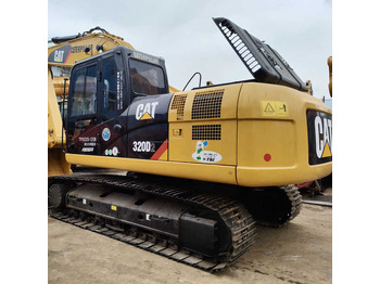Paletli ekskavatör CATERPILLAR 320D2