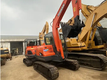 Paletli ekskavatör Used Doosan 6ton dx60 dx55 dx75 excavator made in Korea: fotoğraf 4