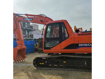 Paletli ekskavatör DOOSAN DH150