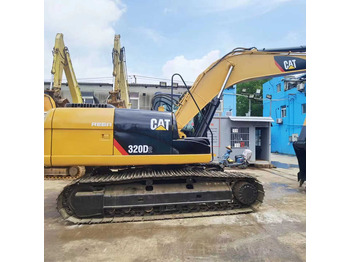Paletli ekskavatör CATERPILLAR 320D2