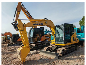 Paletli ekskavatör KOMATSU PC70-8