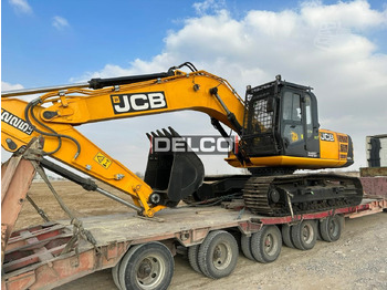 Paletli ekskavatör JCB