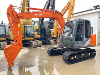 Paletli ekskavatör HITACHI ZX70