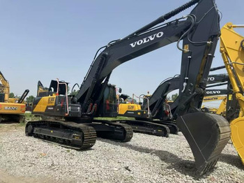 Paletli ekskavatör VOLVO EC300