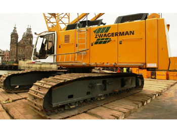 Paletli vinç LIEBHERR HS 885 HD