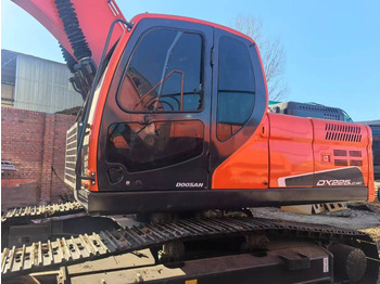 Paletli ekskavatör DOOSAN DX225LC-9C