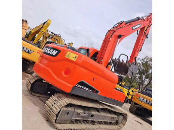 Paletli ekskavatör Doosan DX140: fotoğraf 2