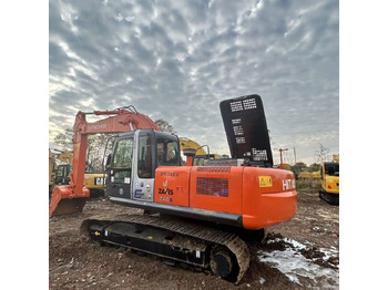 Paletli ekskavatör HITACHI ZX240